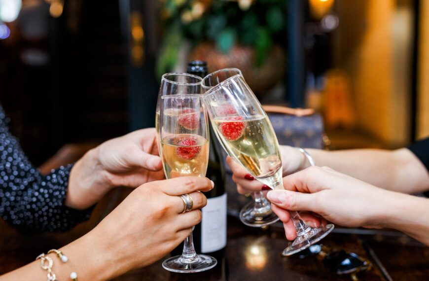 champagnec_cheers2018.07.28